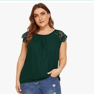 NWT Women's Plus Size Top with Lace Cap Sleeves, Size 3x